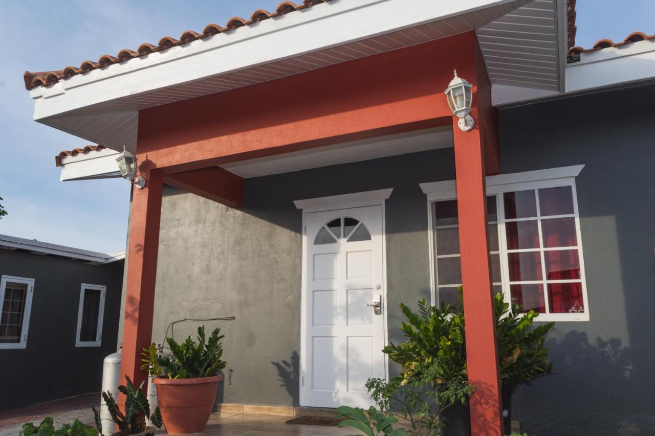 La Casita Torres Villa Oranjestad Ngoại thất bức ảnh